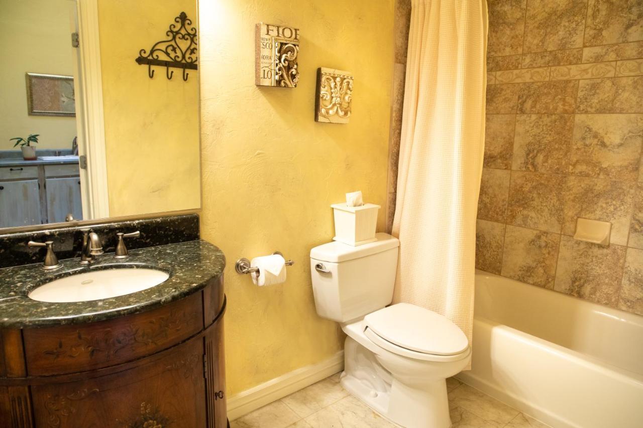Letson Loft Hotel Bisbee Oda fotoğraf